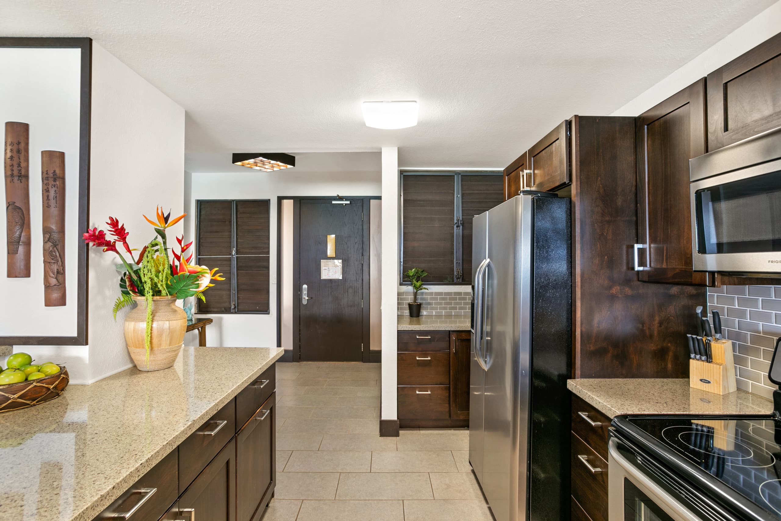Condo in Lahaina · ★4.64 · 2 bedrooms · 4 beds · 2 private baths - Image 3