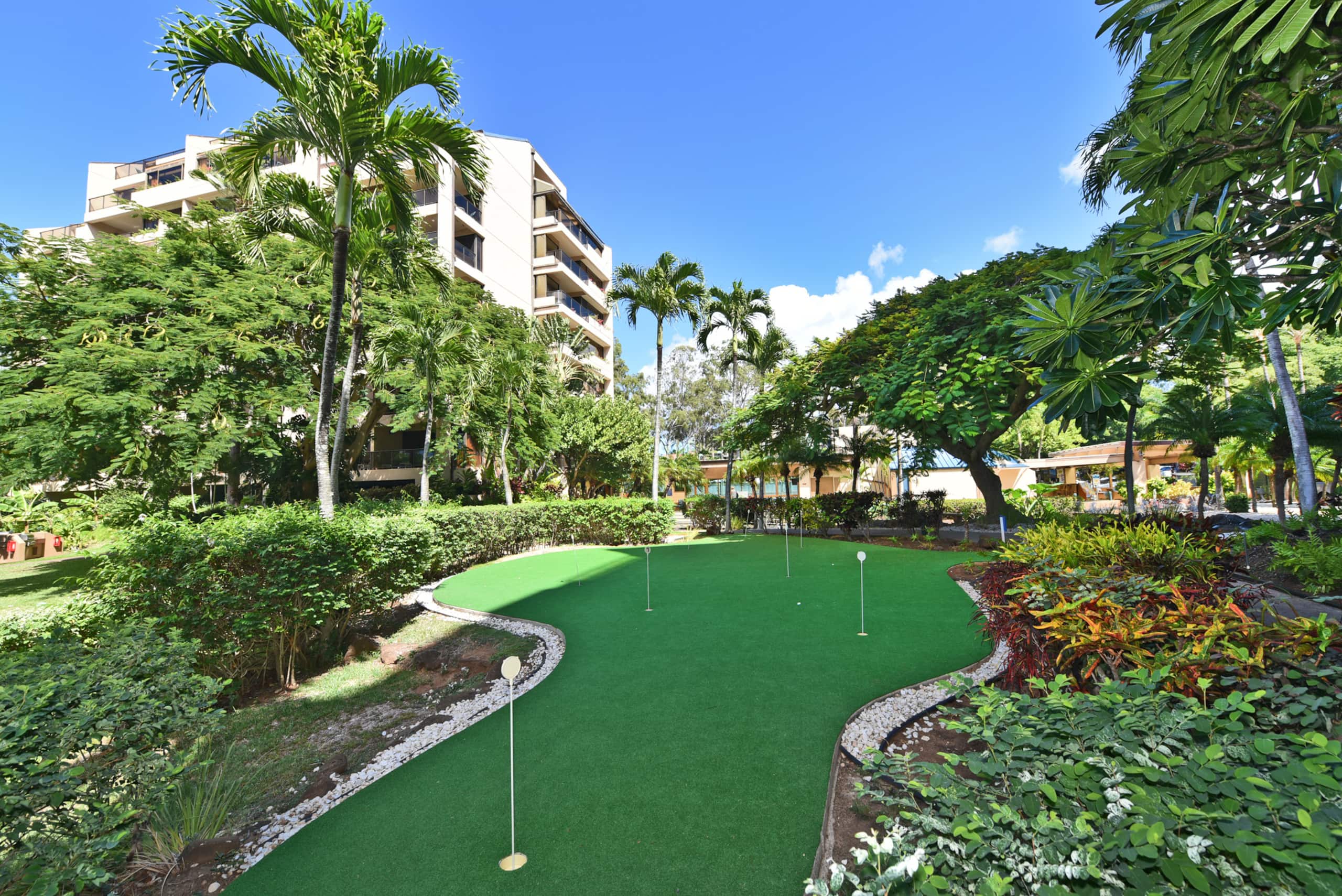 Condo in Lahaina · ★4.64 · 2 bedrooms · 4 beds · 2 private baths - Image 39