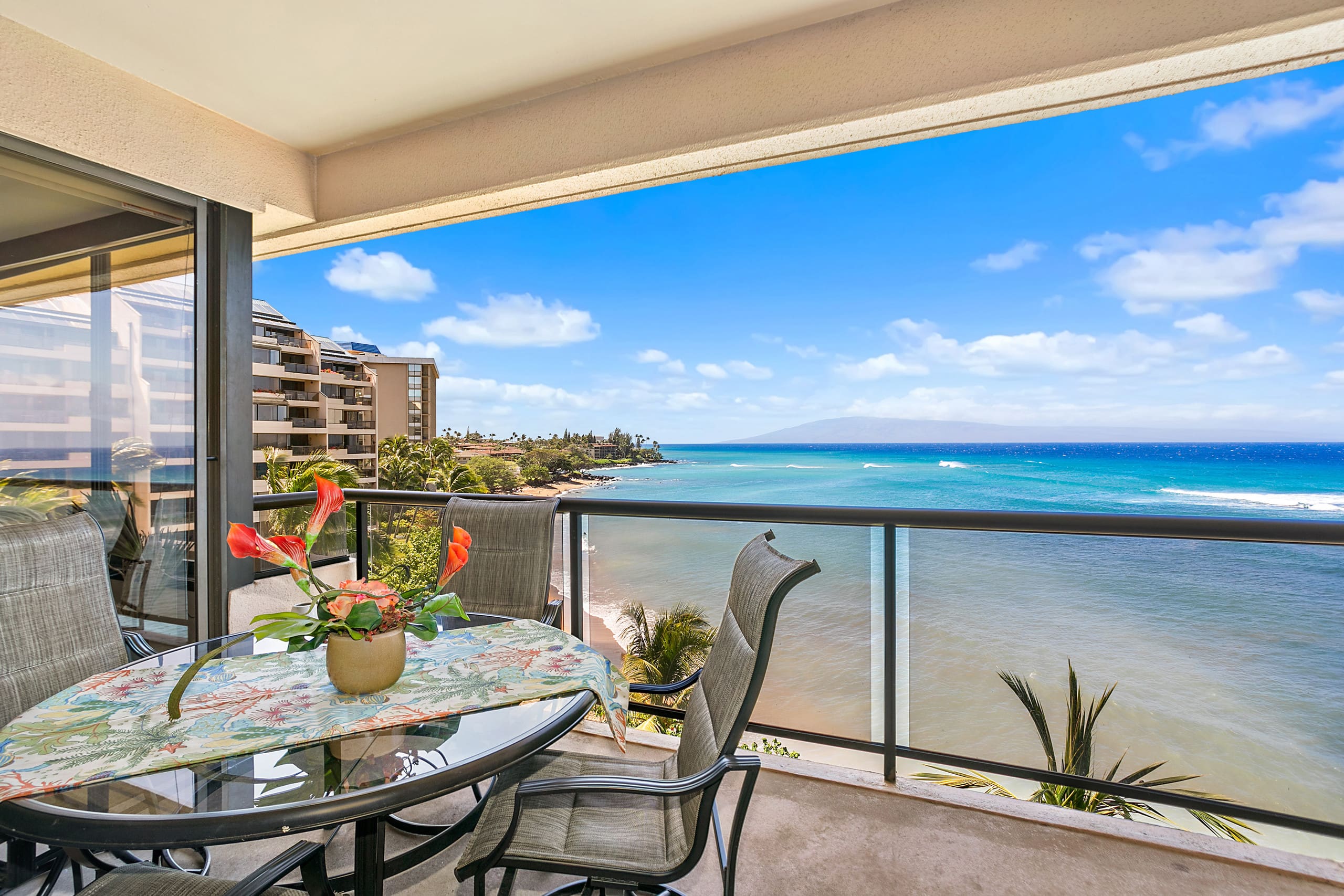 Condo in Lahaina · ★4.64 · 2 bedrooms · 4 beds · 2 private baths - Image 1
