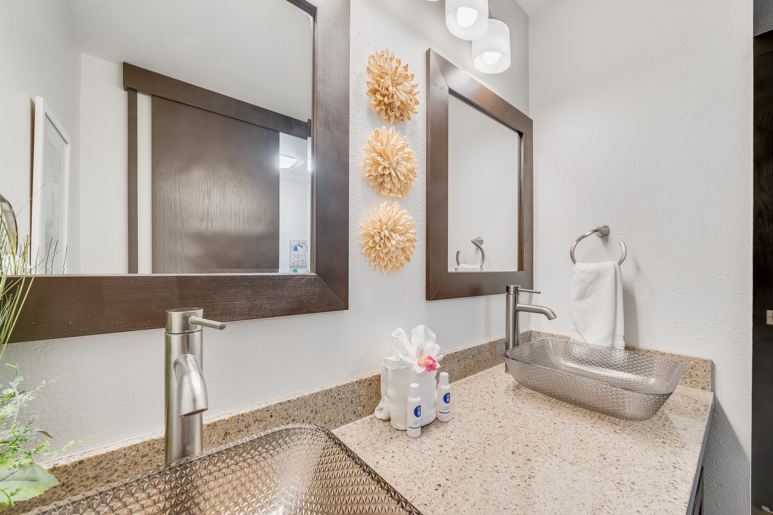 Condo in Lahaina · ★4.64 · 2 bedrooms · 4 beds · 2 private baths - Image 35