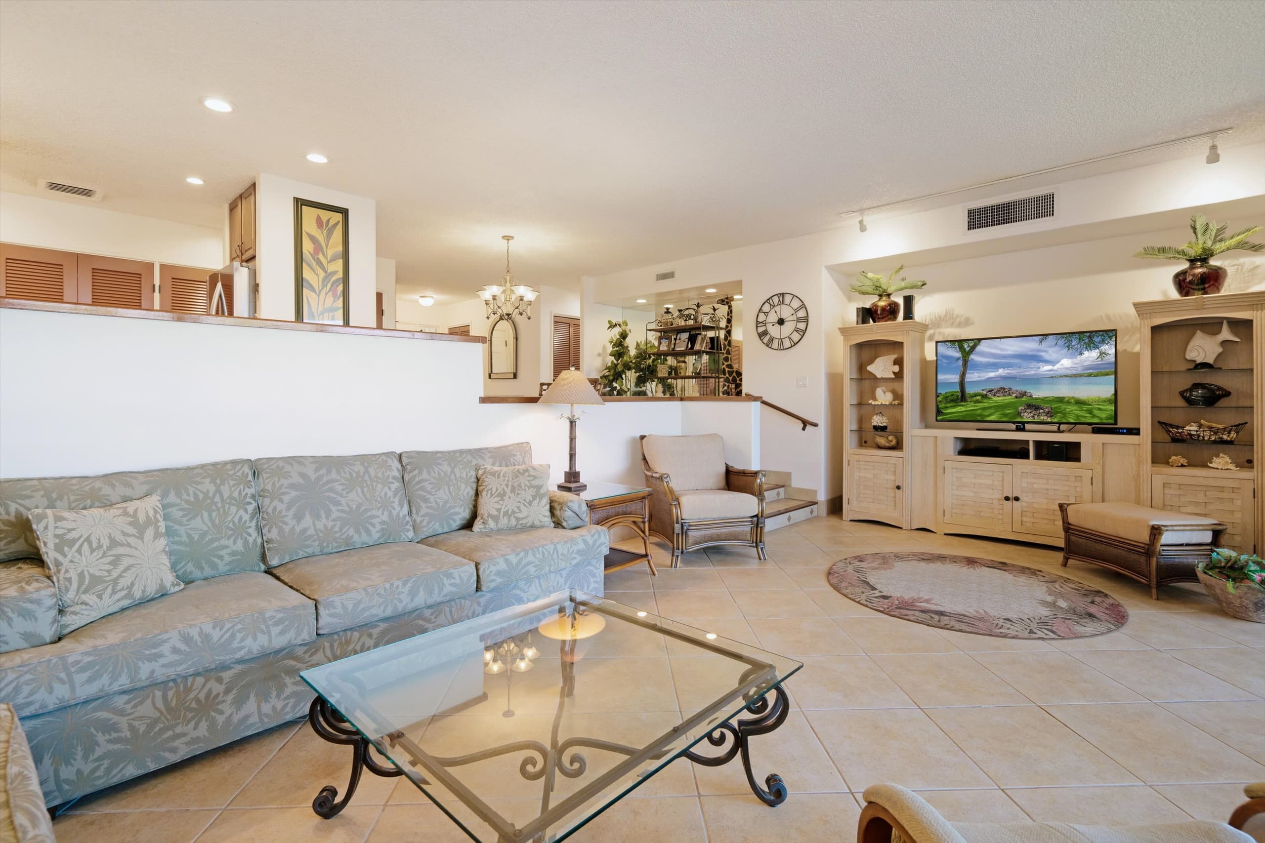 Condo in Lahaina · ★4.89 · 2 bedrooms · 4 beds · 2 baths - Image 9