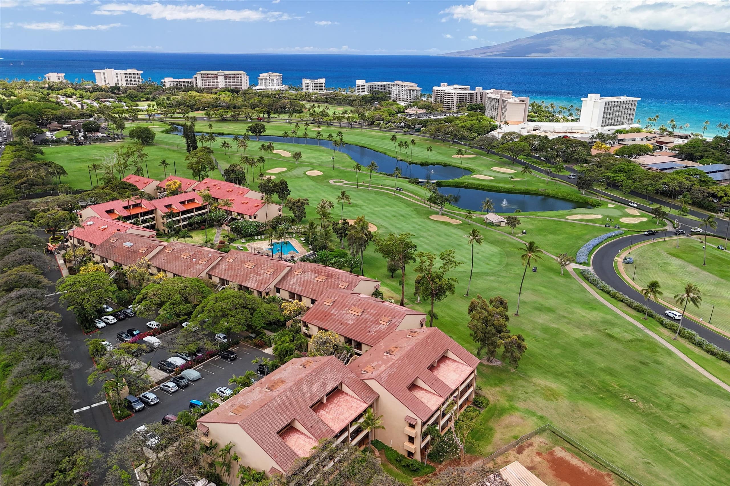 Condo in Lahaina · ★4.89 · 2 bedrooms · 4 beds · 2 baths - Image 40