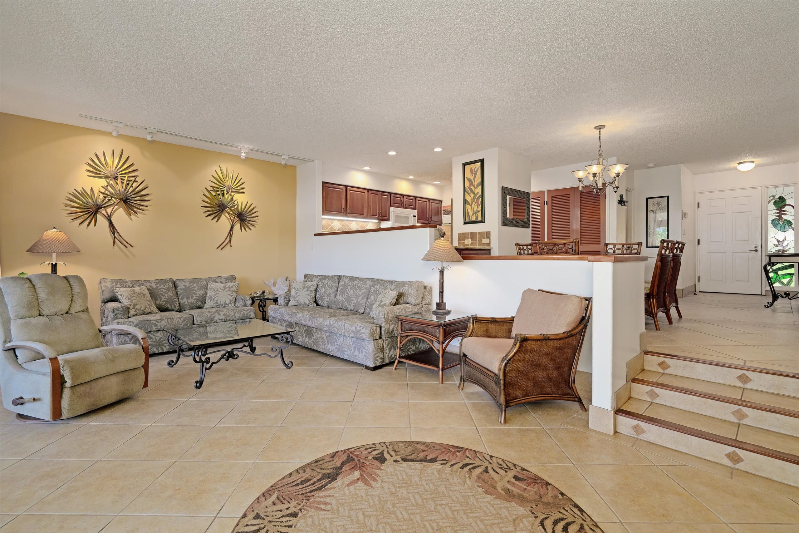 Condo in Lahaina · ★4.89 · 2 bedrooms · 4 beds · 2 baths - Image 3