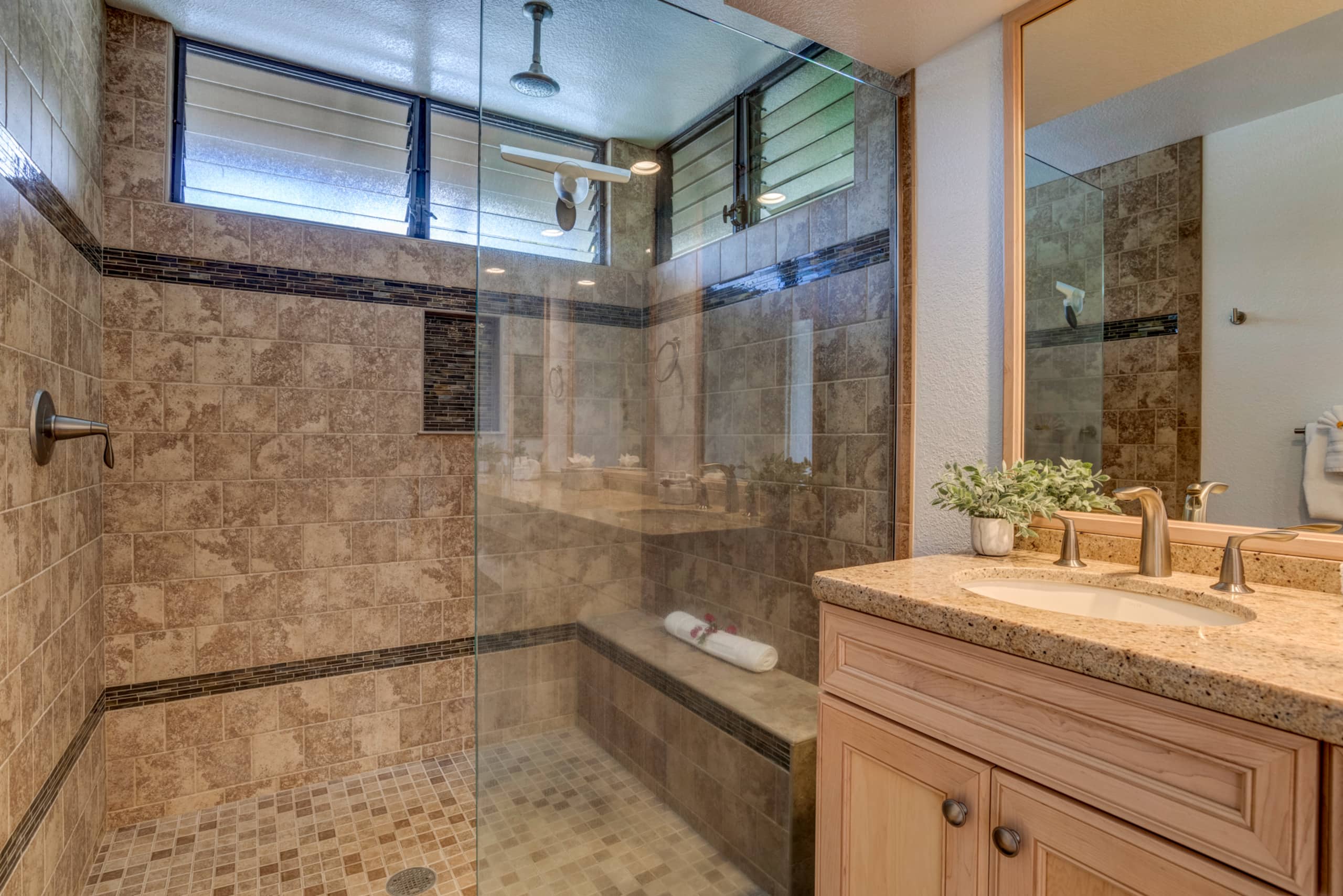 Condo in Kihei · ★4.68 · 3 bedrooms · 4 beds · 2 private baths - Image 30