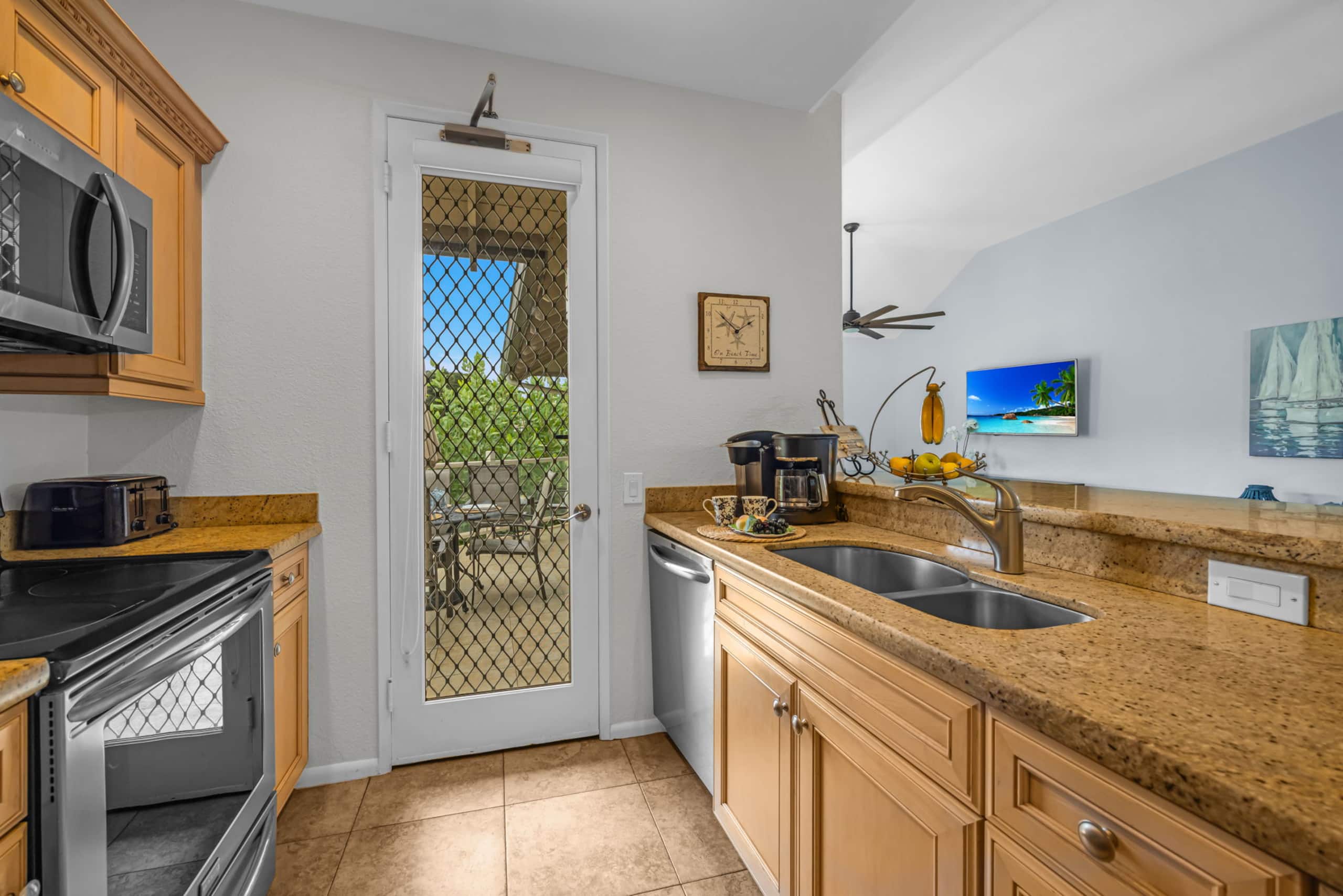 Condo in Kihei · ★4.68 · 3 bedrooms · 4 beds · 2 private baths - Image 18