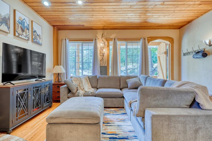 Secluded Ranch Cabin On 40 Acres - Anacortes, WA