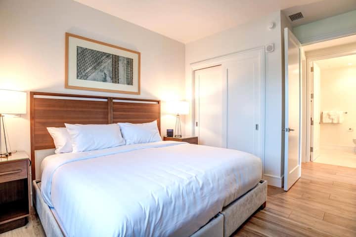 HKL-12B Moderno appartamento per gli ospiti con biancheria da letto morbida per notti riposanti o sonnellini sull'isola