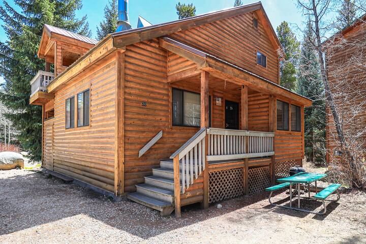 Grand Mountain Rentals managed Airbnb listing 2