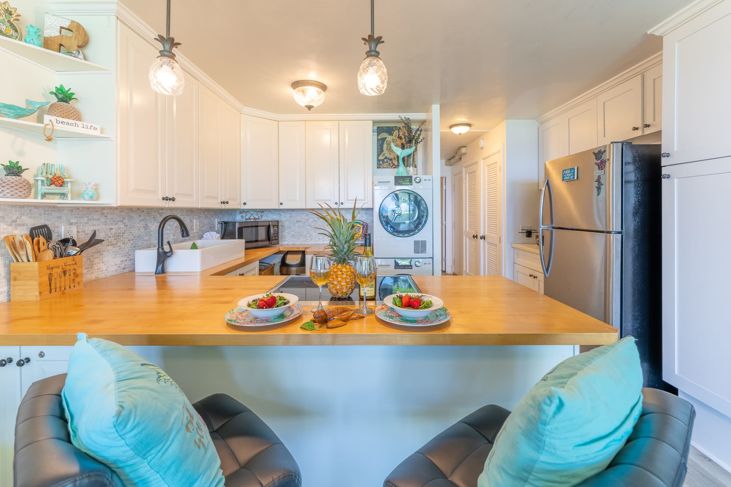 Condo in Wailuku · ★5.0 · 1 bedroom · 2 beds · 1 bath - Image 4