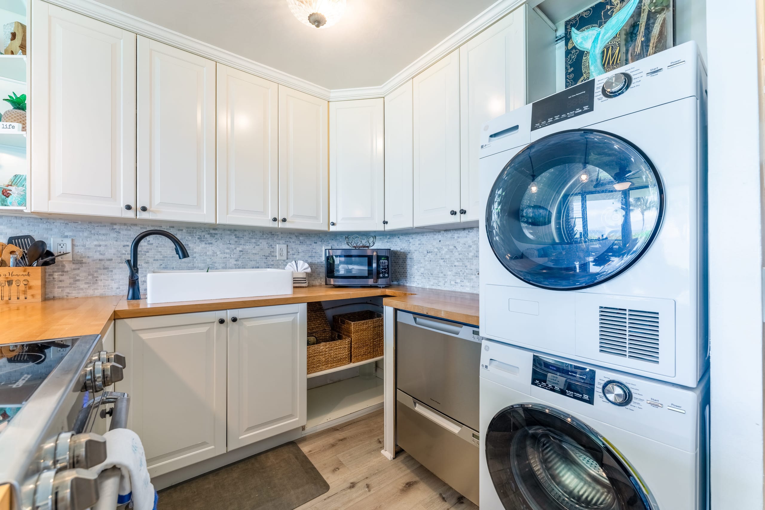 Condo in Wailuku · ★5.0 · 1 bedroom · 2 beds · 1 bath - Image 14