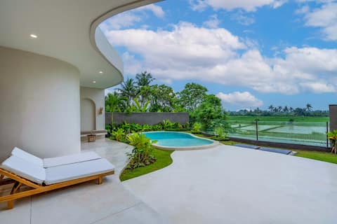 Tranquil Tabanan 3BR Villa w/ Pool & Paddy Views