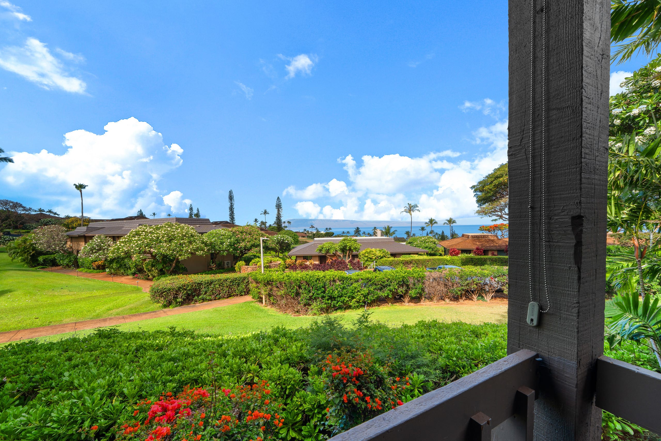 Condo in Lahaina · ★5.0 · 2 bedrooms · 3 beds · 2 baths - Image 37