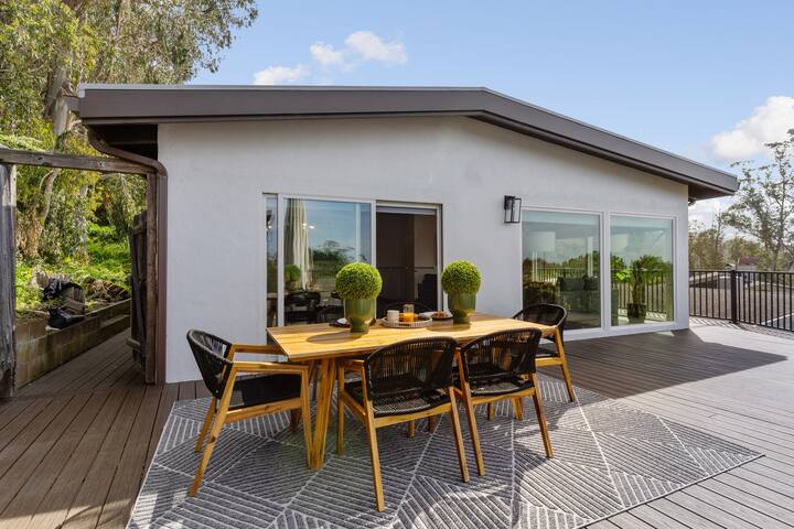 New! Serene Oceanview Escape with Expansive Deck gallery image 4