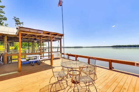 Angler’s Cabin on Lake Talquin < 1 Mi to Marinas