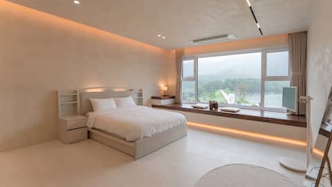 #Bunego Mori #Lake View #Modern #Luxury Single Family Home Bldg. B 101