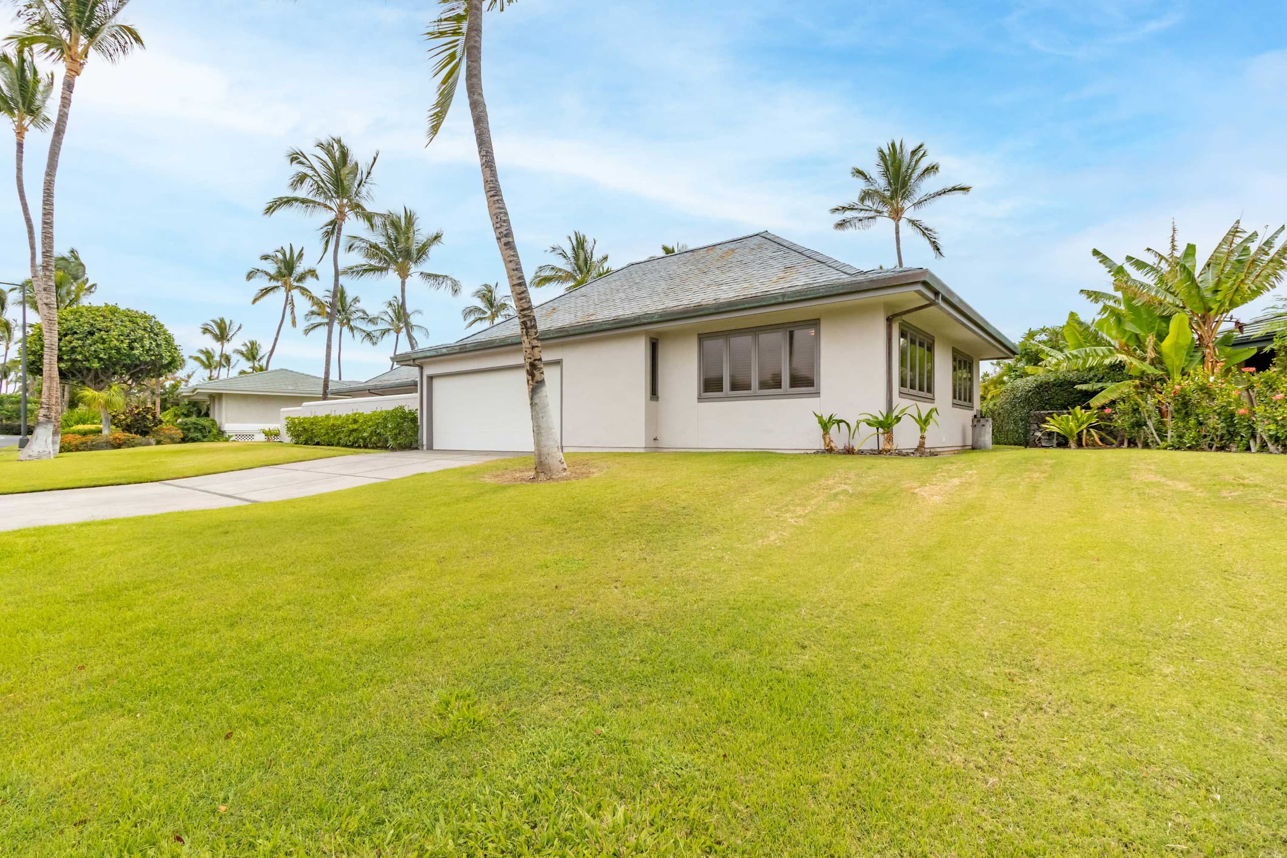 Home in Waimea · ★5.0 · 4 bedrooms · 4 beds · 3.5 baths - Image 52