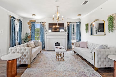 Old Spanish House Suite C Downtown Retreat