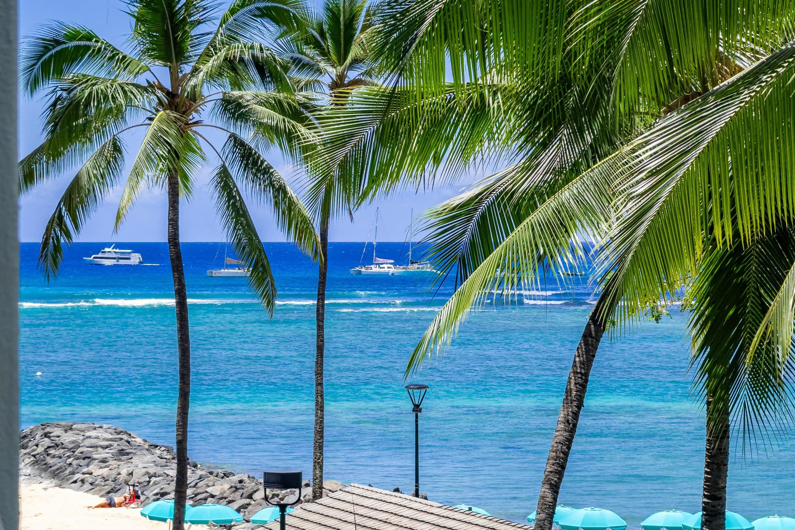 Condo in Honolulu · ★4.93 · 1 bedroom · 1 bed · 1 private bath - Image 14