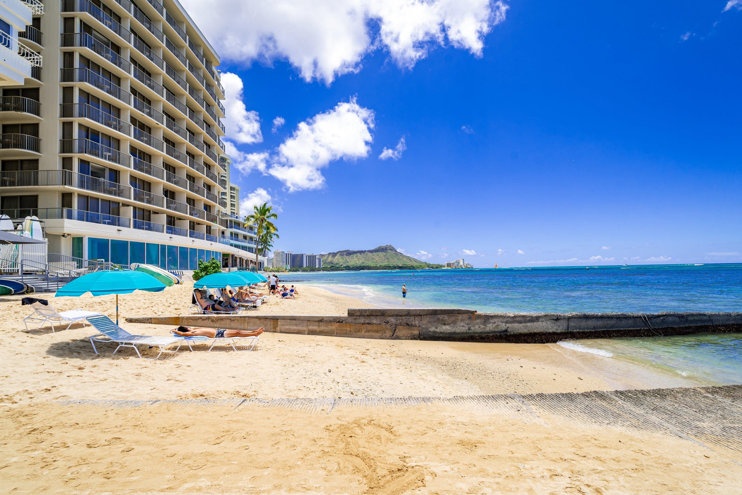 Condo in Honolulu · ★4.93 · 1 bedroom · 1 bed · 1 private bath - Image 17
