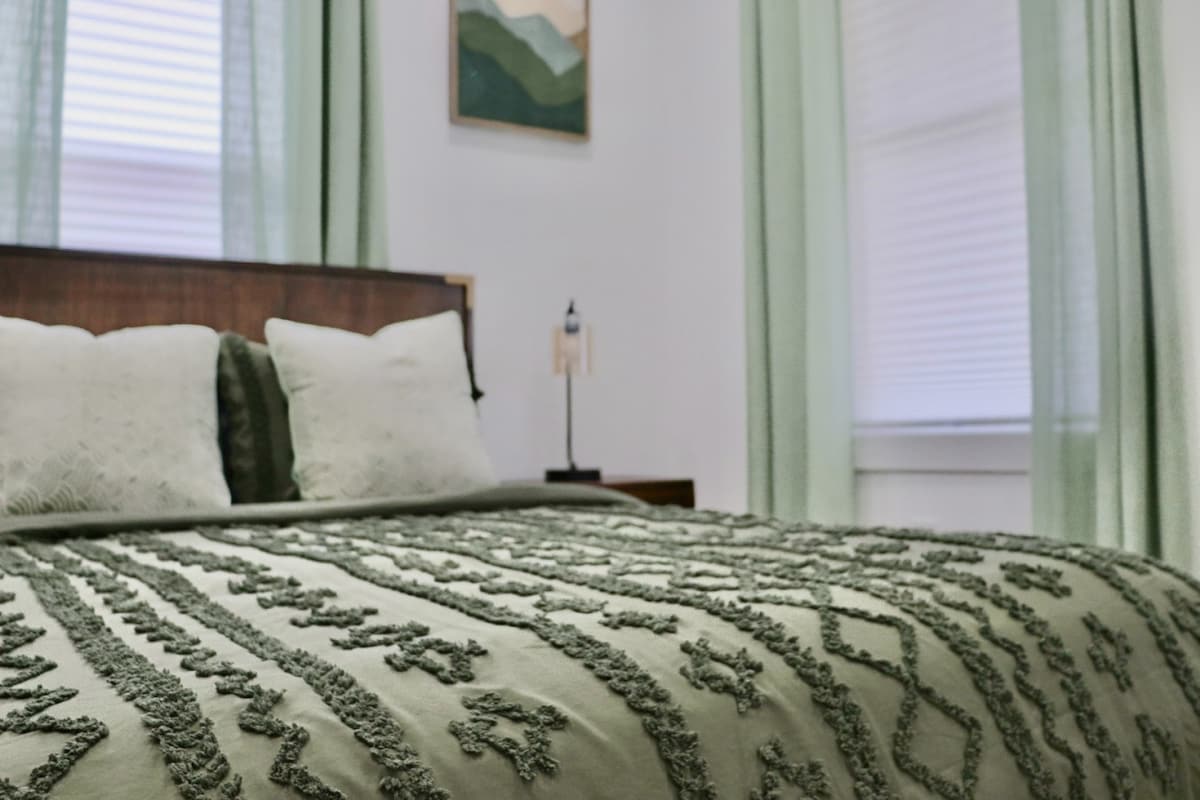 Spavaće sobe s bračnim krevetom i vrhunskom posteljinom