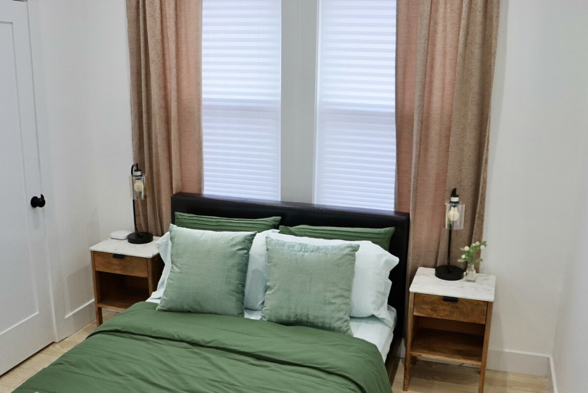 Spavaće sobe s bračnim krevetom i vrhunskom posteljinom