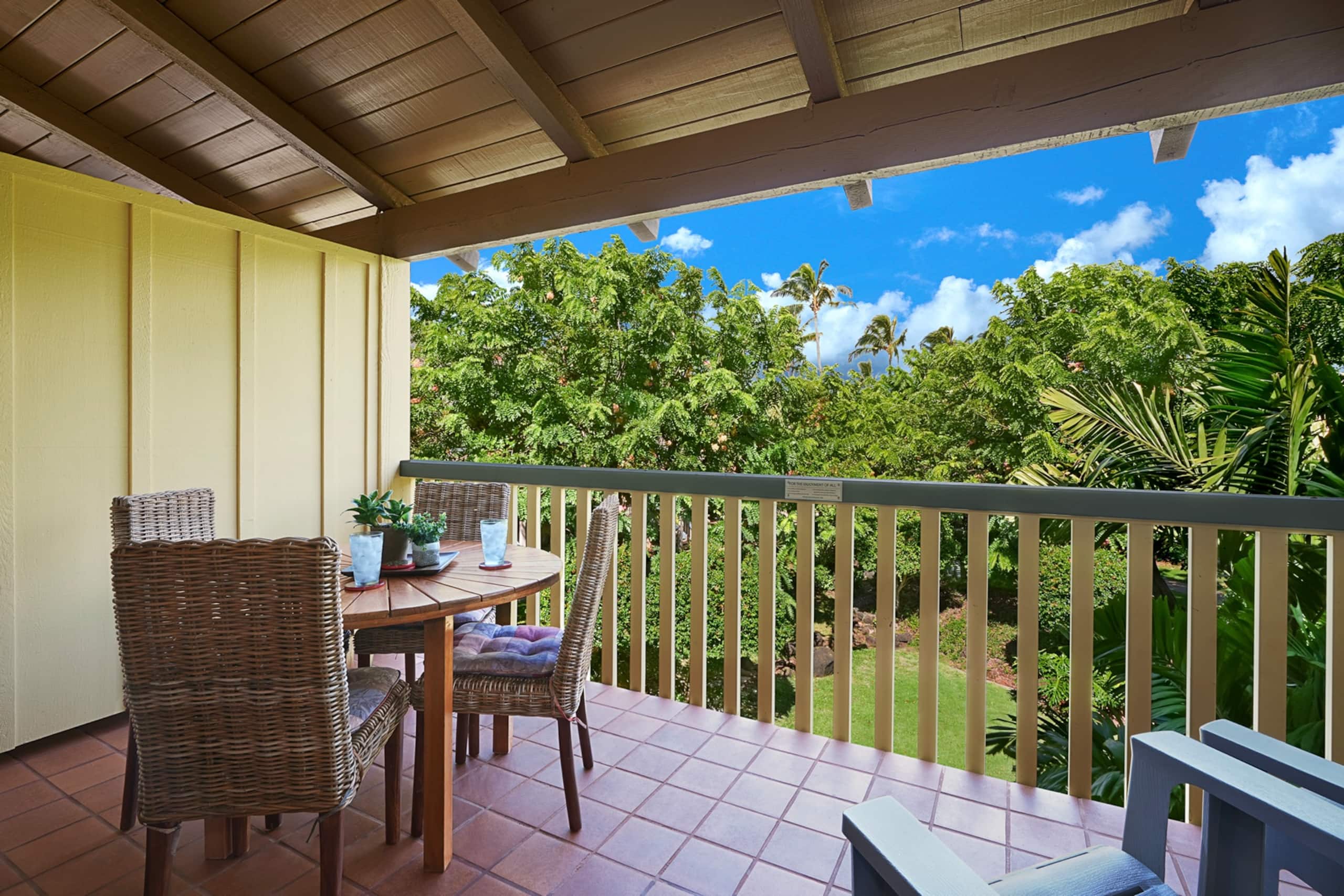 *NEW A/C* Ocean View Pool-Two Bed Steps to Beach - Image 2