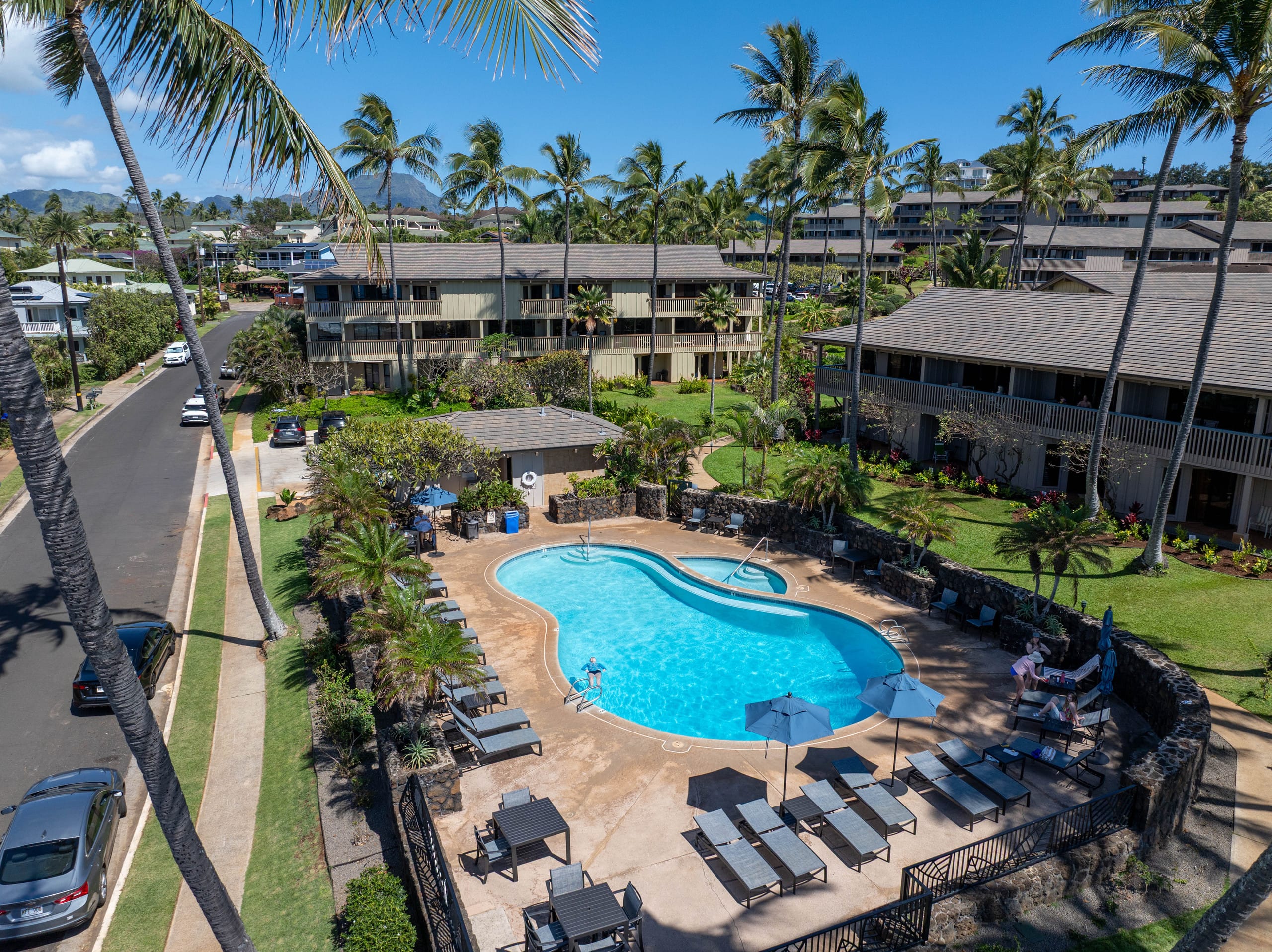 *NEW A/C* Ocean View Pool-Two Bed Steps to Beach - Image 19