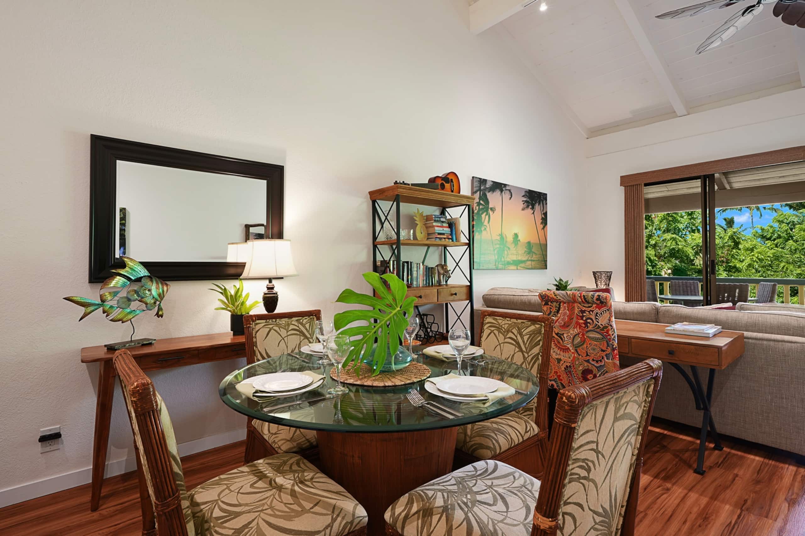 *NEW A/C* Ocean View Pool-Two Bed Steps to Beach - Image 9