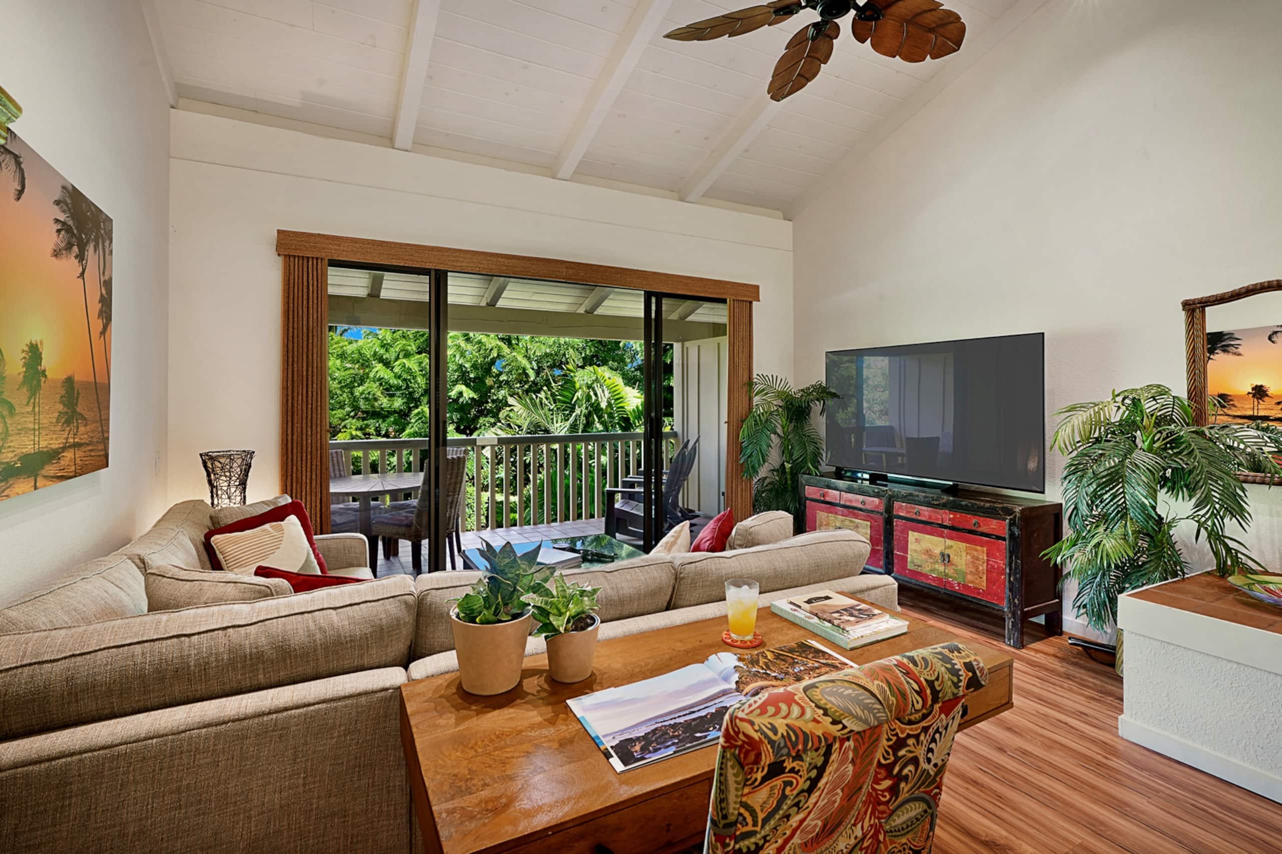 *NEW A/C* Ocean View Pool-Two Bed Steps to Beach - Image 3