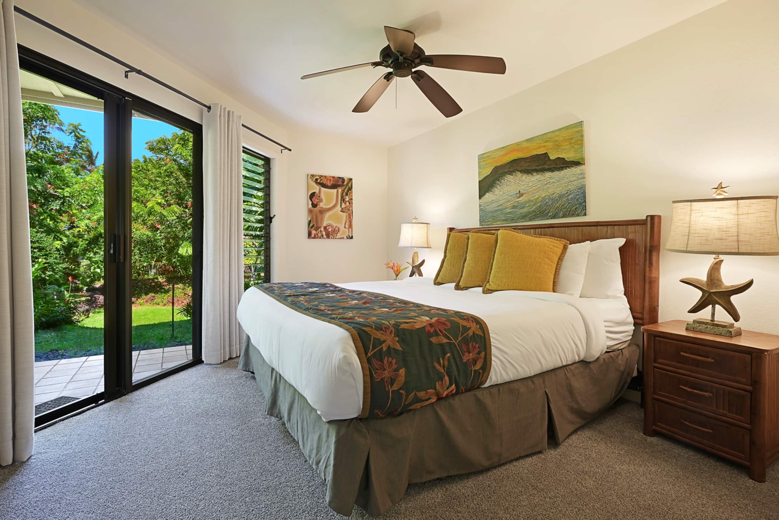 *NEW A/C* Ocean View Pool-Two Bed Steps to Beach - Image 4