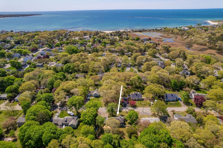 Family & Pet-friendly Cape Escape Near Beach - Barnstable, MA