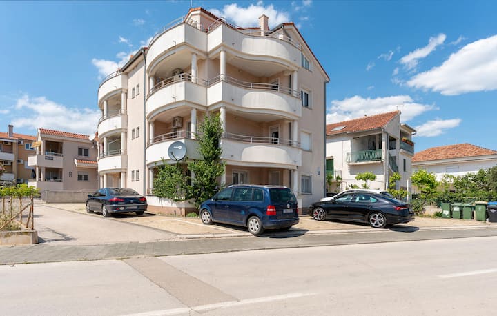 Nice Apartment In Biograd Na Moru With Wifi - Biograd na Moru