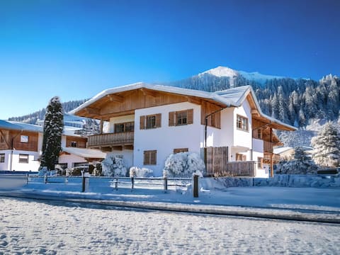 Beliebte Airbnb-Anzeige: Spacious stay near the ski lift in Westendorf in Westendorf