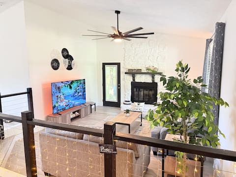 Successful Airbnb property: 3BDR, Fenced Yard, Pet Friendly in Fayetteville