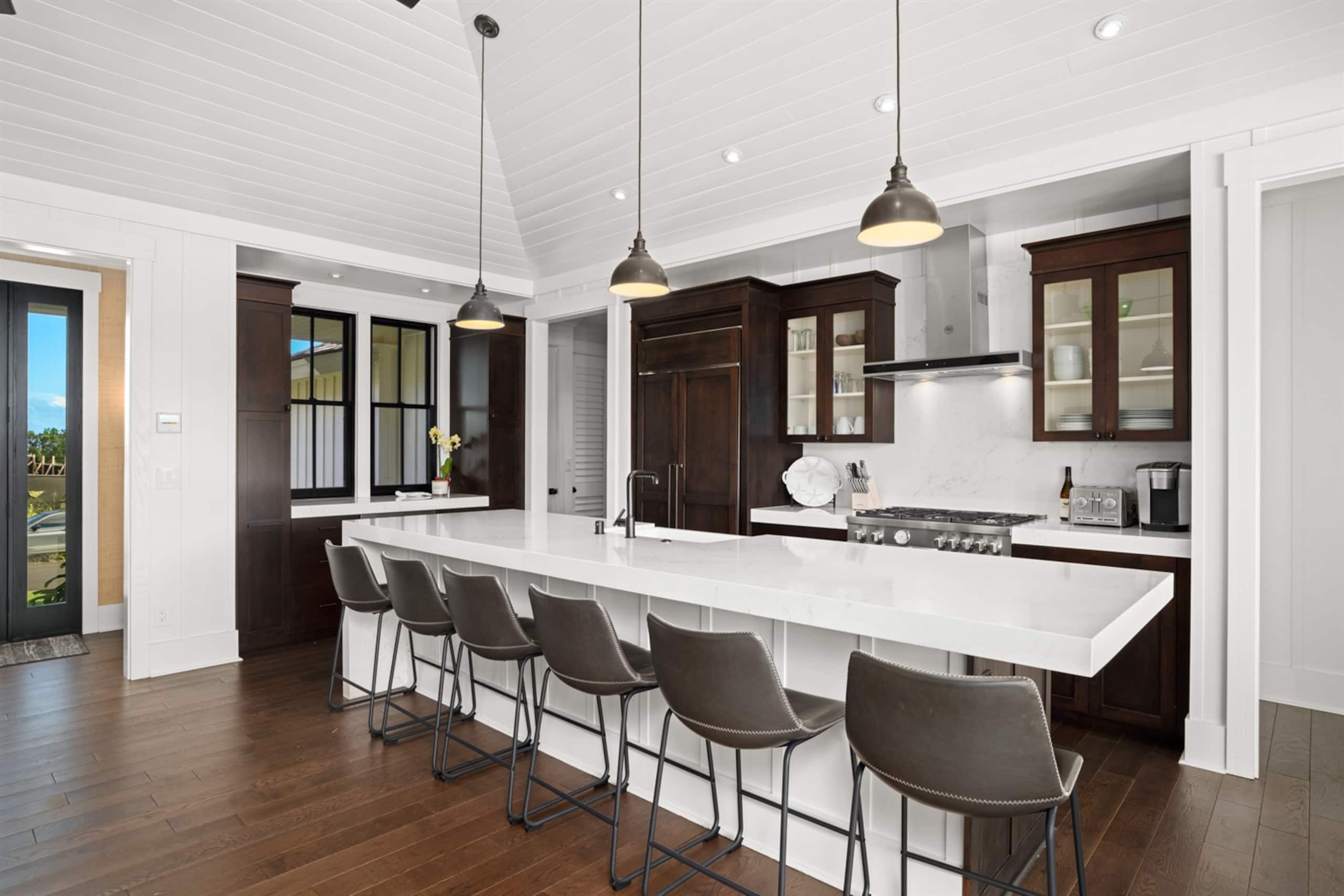 Home in Koloa · ★5.0 · 3 bedrooms · 4 beds · 4 baths - Photo 6