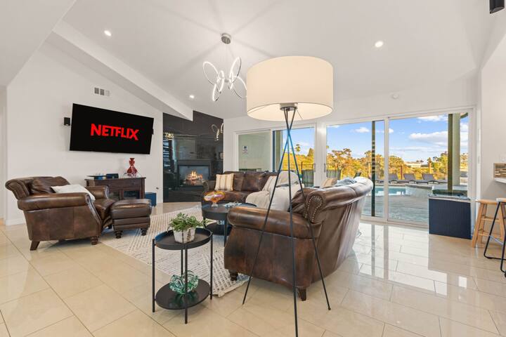 Modern Hilltop Escape I Pool, Rooftop, Ocean View gallery image 4