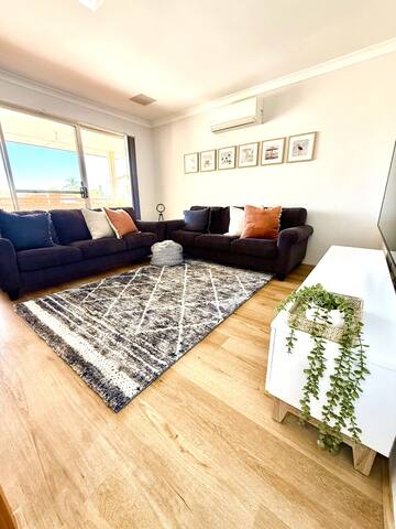 150 Unbeatable Location 3BRStyle gallery image 5