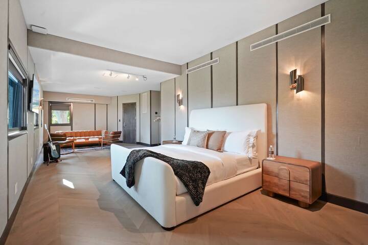 White Lotus by Stay Awhile Villas gallery image 5