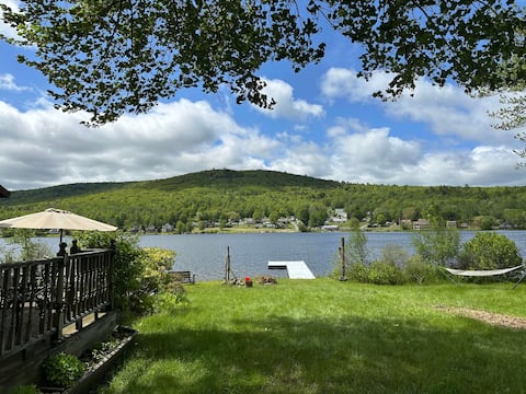 Large Lakefront Home: Dock, Beautiful Foliage View