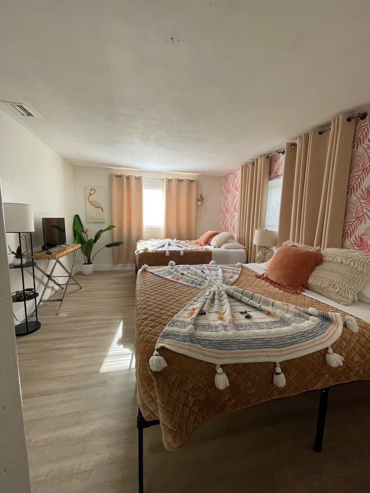 Second Bedroom with two Queen Beds