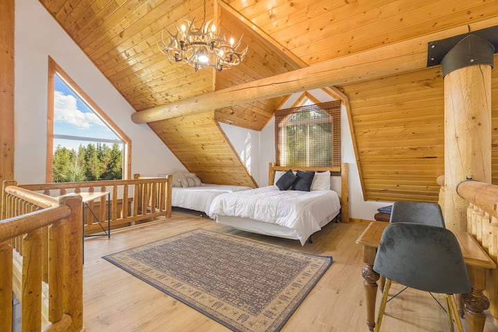 Summerwind Lodge ~ loft s 2 bračna kreveta (smatra se da je ovo spavaća soba br. 5)