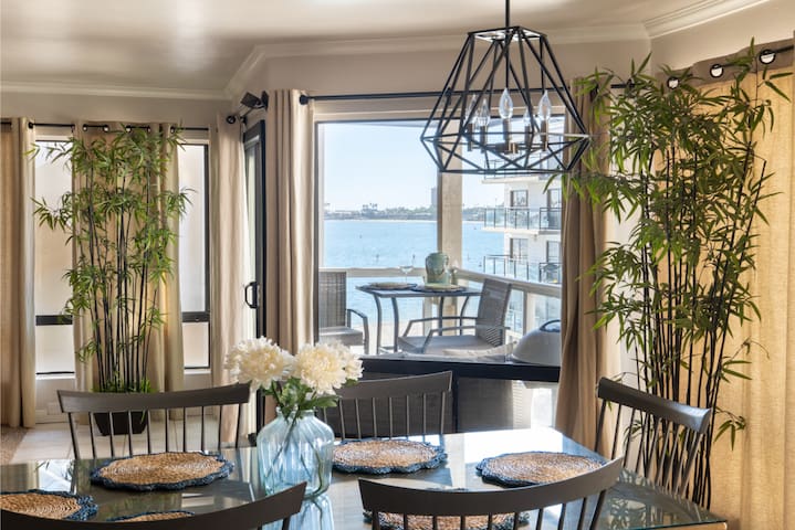 Bayfront | Views + Paddleboards + Cornhole