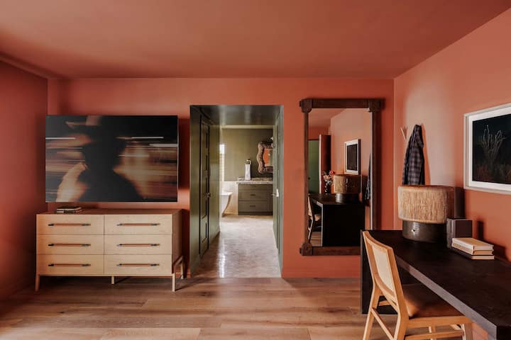 卧室1 |带套间浴室的加大双人床|主屋| A院