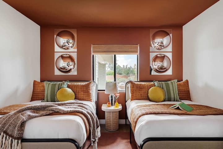 卧室9 |两张标准双人床| Casita | A号院