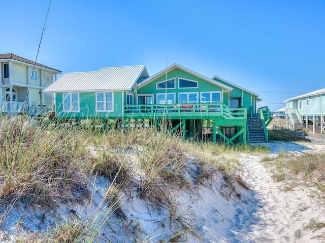 Guest favorite listing in West Beach Blvd