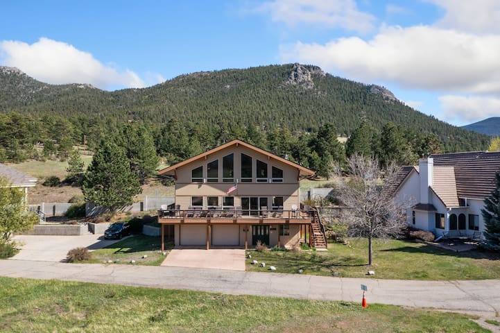 Estes Valley Vacation Rentals managed Airbnb listing 2