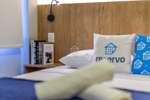 Beautiful Apartment Near Moinho de Vento Park