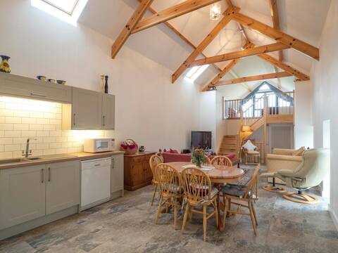 Ty Hen Farm Dairy, Penbryn