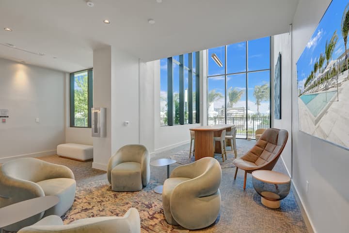 New: Stylish Penthouse 2br/2ba In Miami Beach - Miami Beach, FL
