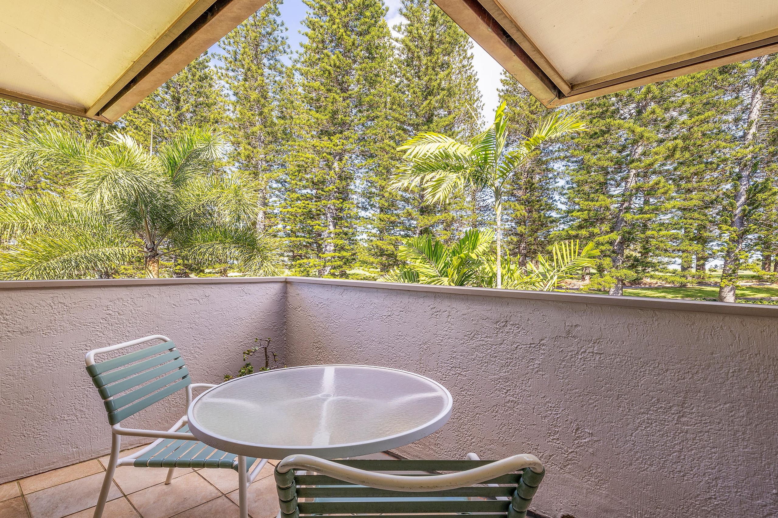 Condo in Lahaina · ★5.0 · 1 bedroom · 2 beds · 2 baths - Image 21
